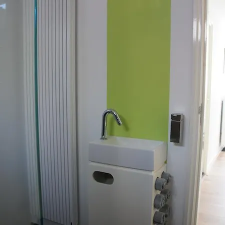 Hoogland Aan Zee בית הארחה אגמונד אן זי