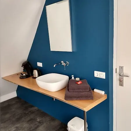 Guest house Hoogland Aan Zee 3*