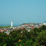 Πανσιόν Hoogland Aan Zee 4*