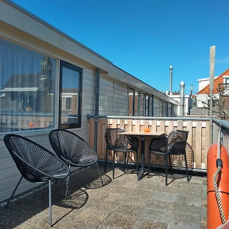 Hoogland Aan Zee